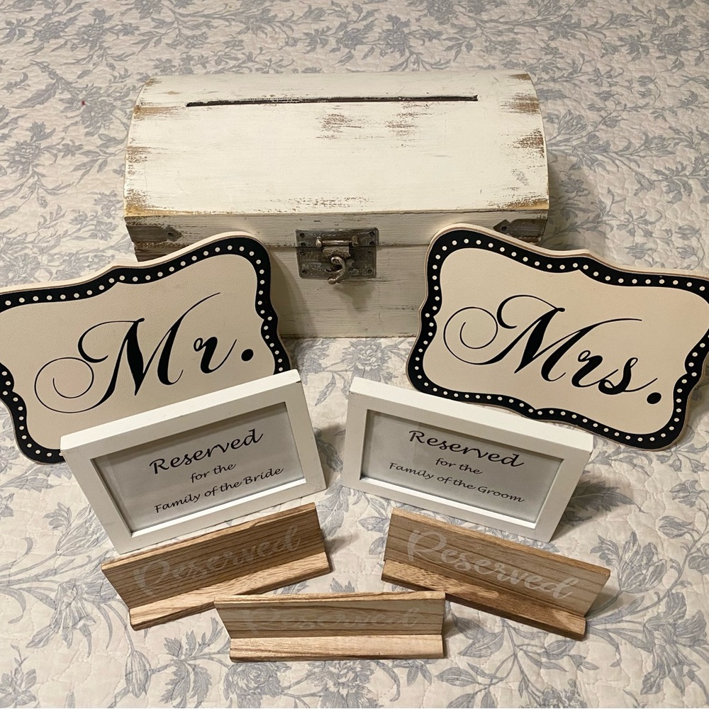 Wedding Decor Set with Signs and Card Box
